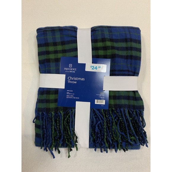 Christmas Throw 50in X 60in Blanket Providence Blue Cozy Warm Gift Wrapped Cold - Picture 1 of 6